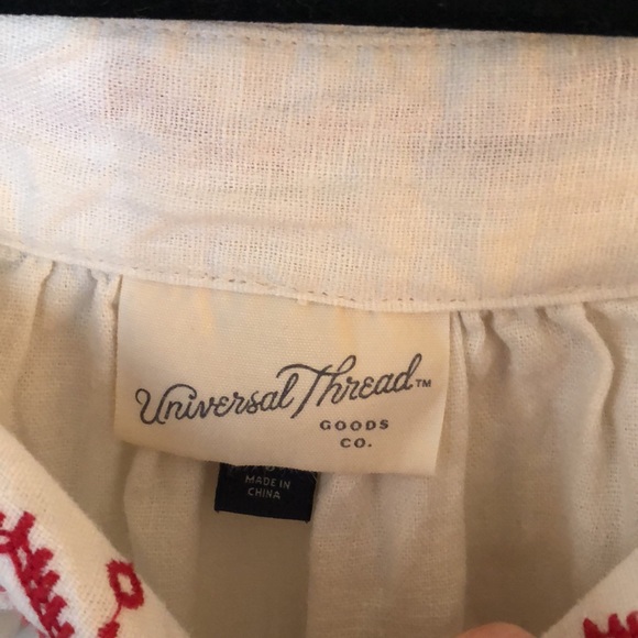 Universal Threads Top - Picture 2 of 4